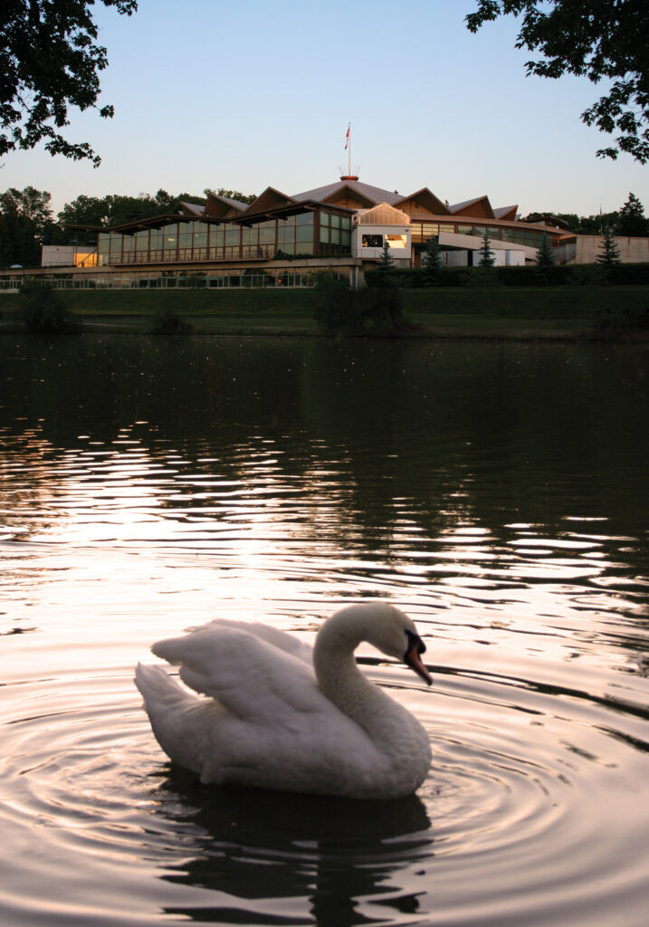 Festival-Theatre-Stratford-Theatre-Festival
